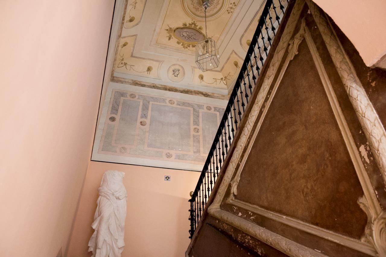 Palacio Marmoles Séville Extérieur photo
